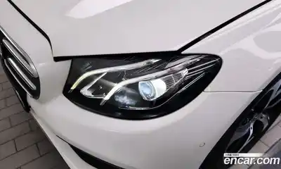 Mercedes-Benz E-Class 2019 2.0 автомат (гидро), миниатюра 8
