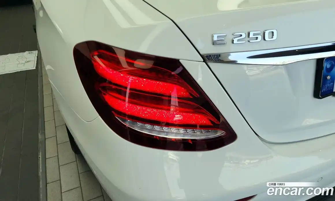 Mercedes-Benz E-Class 2019 2.0 автомат (гидро), фото 9