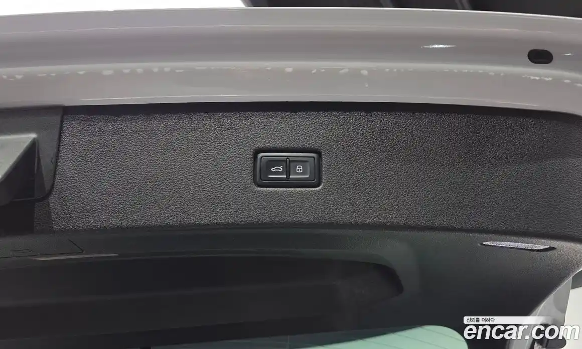 Audi Q8 2021 3.0 автомат (гидро), фото 20