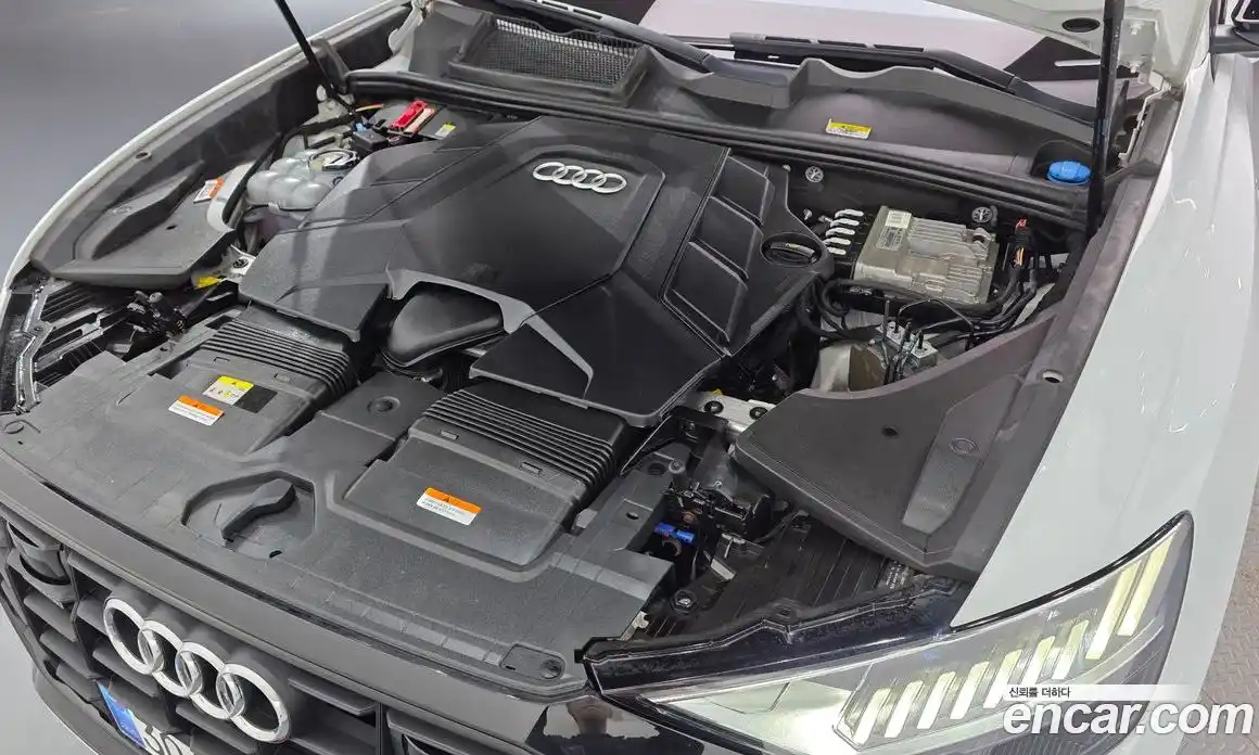 Audi Q8 2021 3.0 автомат (гидро), фото 6