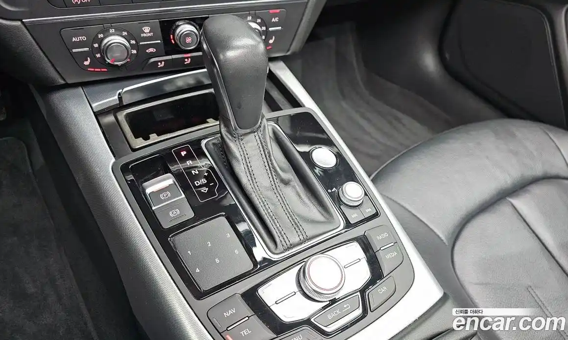Audi A6 2018 2.0 автомат (гидро), фото 9
