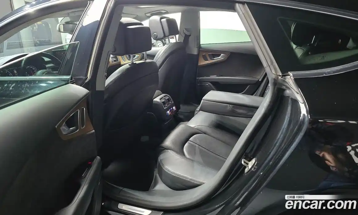Audi A7 2015 3.0 автомат (гидро), фото 11