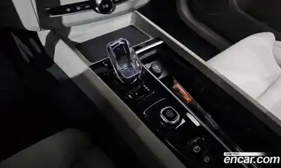 Volvo XC60 2026 2.0 автомат (гидро), миниатюра 12