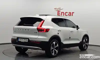 Volvo XC40, 2023, 46 011 км