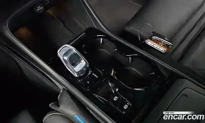 Volvo XC40 2023 2.0 автомат (гидро), миниатюра 11