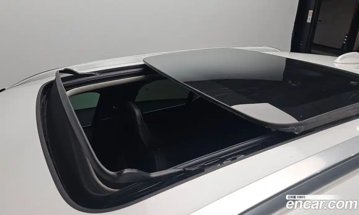 Volvo XC40 2023 2.0 автомат (гидро), фото 21