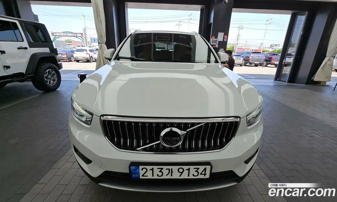 Volvo XC40 2020 2.0 автомат (гидро), фото 34