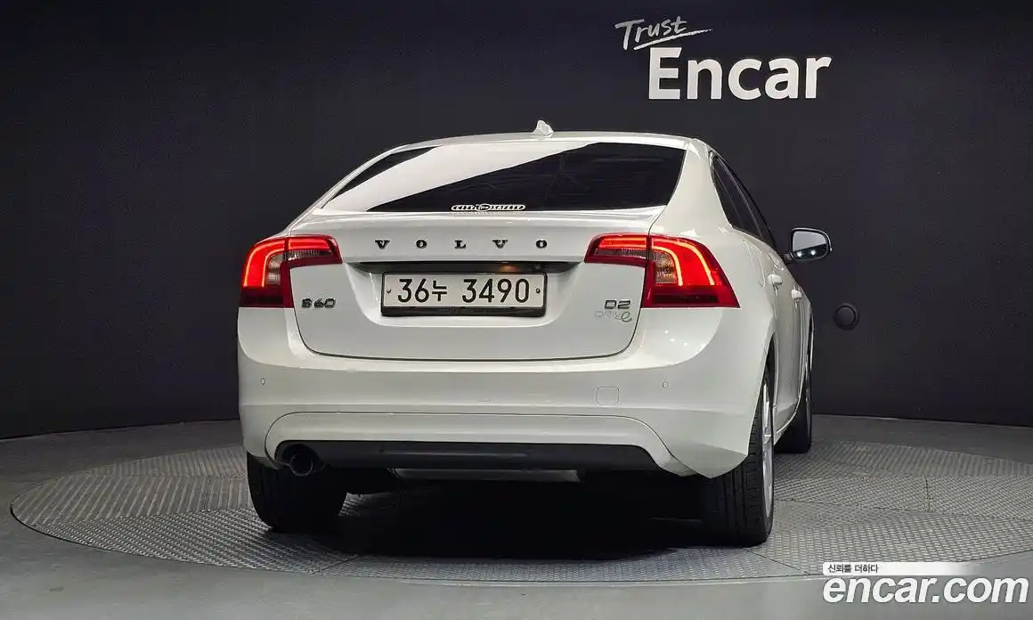 Volvo S60 2015 1.6 автомат (гидро), фото 4