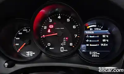 Porsche Macan 2021 2.0 автомат (гидро), миниатюра 11