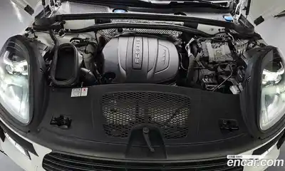 Porsche Macan 2021 2.0 автомат (гидро), миниатюра 6