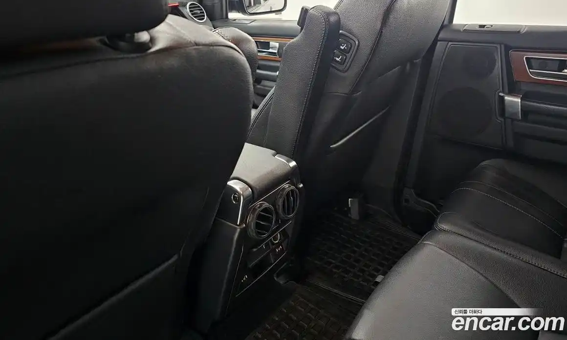 Land Rover Discovery 2011 3.0 автомат (гидро), фото 16