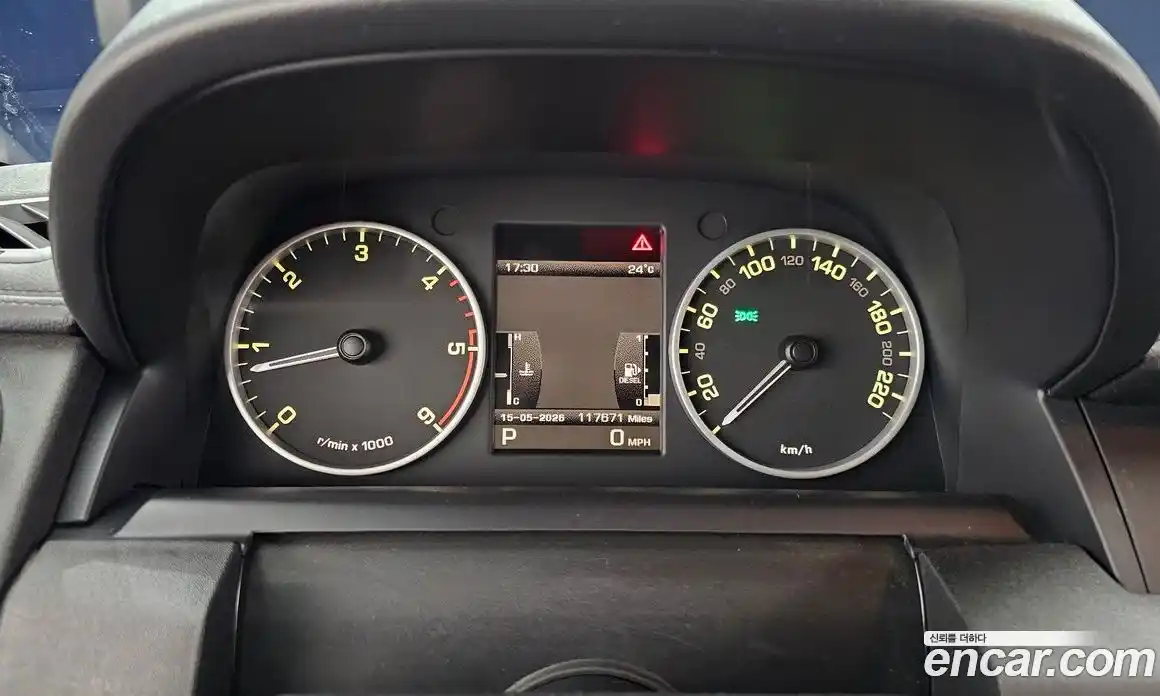 Land Rover Discovery 2011 3.0 автомат (гидро), фото 8