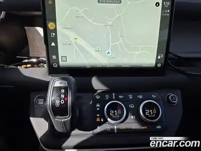 Land Rover Defender 2023 3.0 автомат (гидро), миниатюра 12