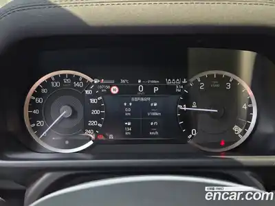 Land Rover Defender 2023 3.0 автомат (гидро), миниатюра 6