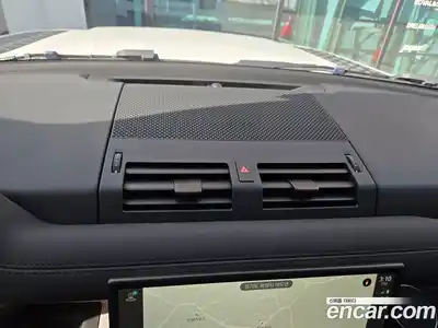 Land Rover Defender 2023 3.0 автомат (гидро), миниатюра 10