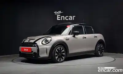 Mini Cooper, 2022, 23 584 км