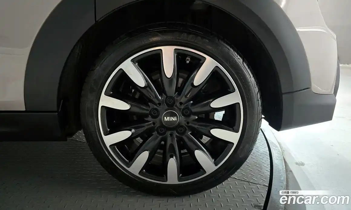Mini Cooper 2022 2.0 автомат (гидро), фото 7
