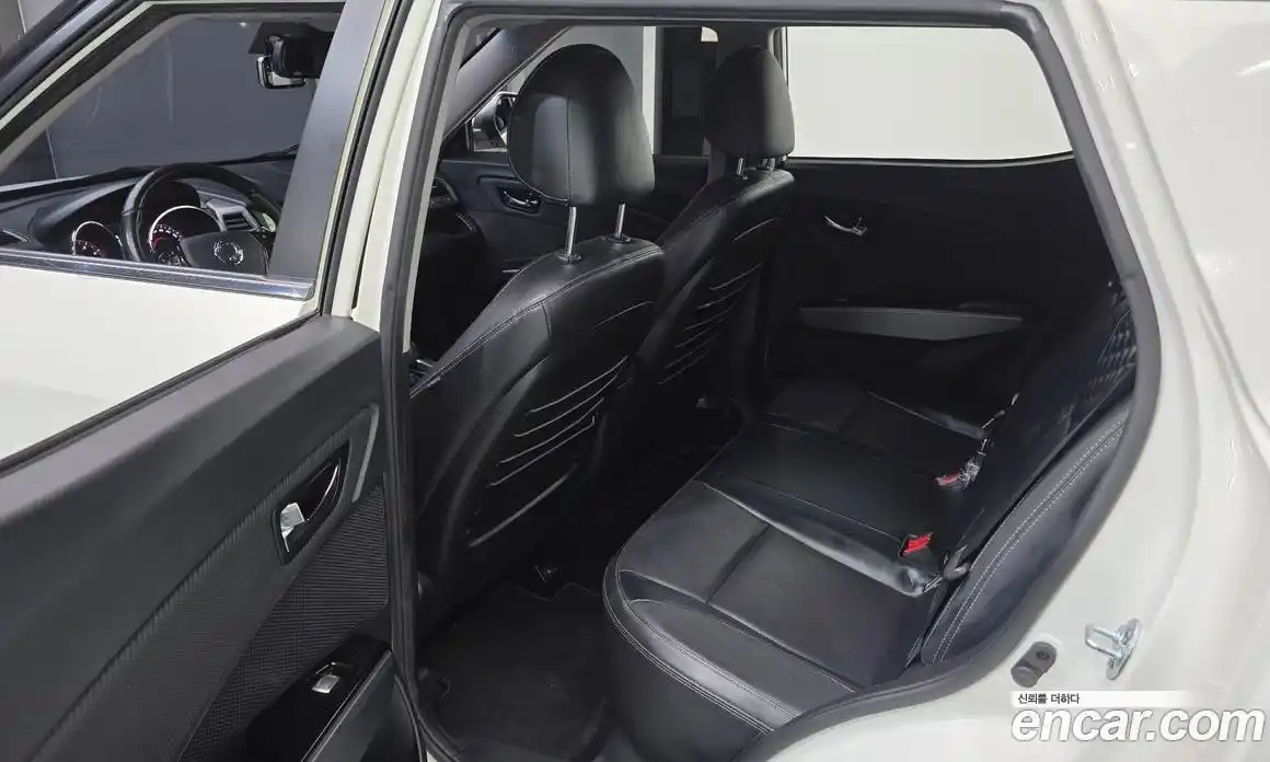 SsangYong TIBOLI 2017 1.6 автомат (гидро), фото 11