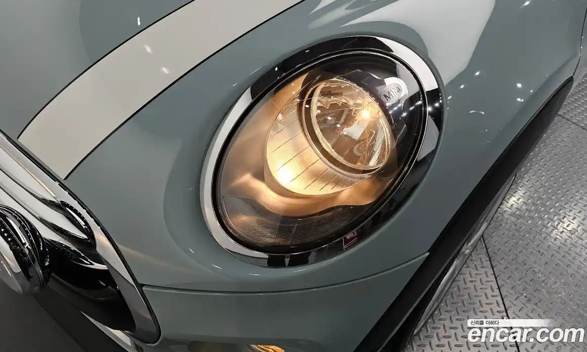 Mini Cooper 2018 1.5 автомат (гидро), фото 8
