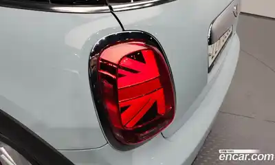 Mini Cooper 2018 1.5 автомат (гидро), миниатюра 9