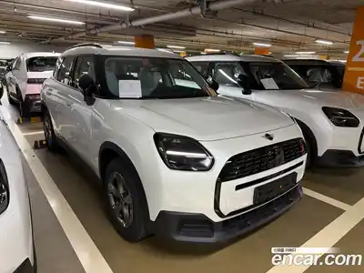 Mini Countryman, 2026, 2 км