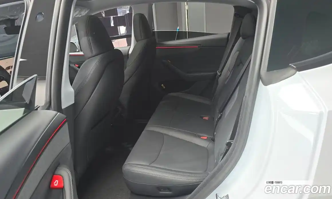 Tesla Model Y 2025 0.2 гидро, фото 16