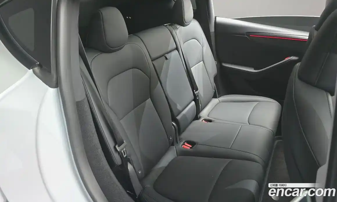 Tesla Model Y 2025 0.2 гидро, фото 18