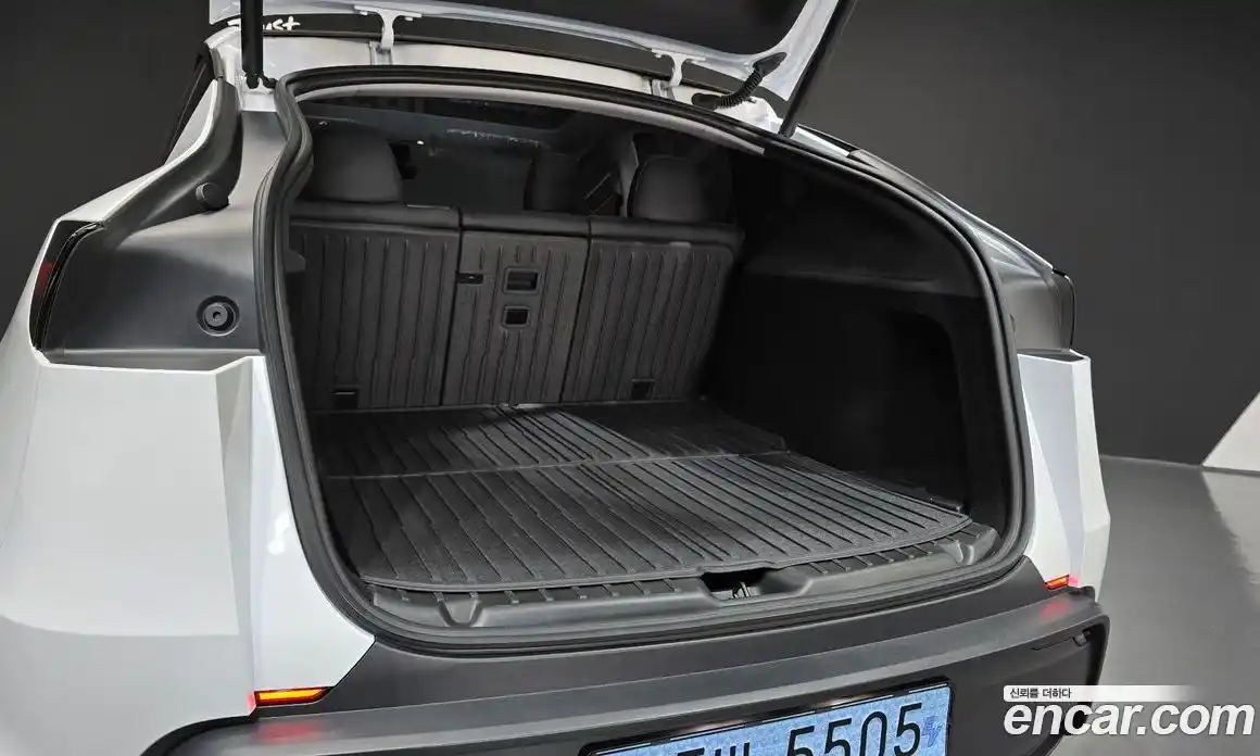Tesla Model Y 2025 0.2 гидро, фото 29