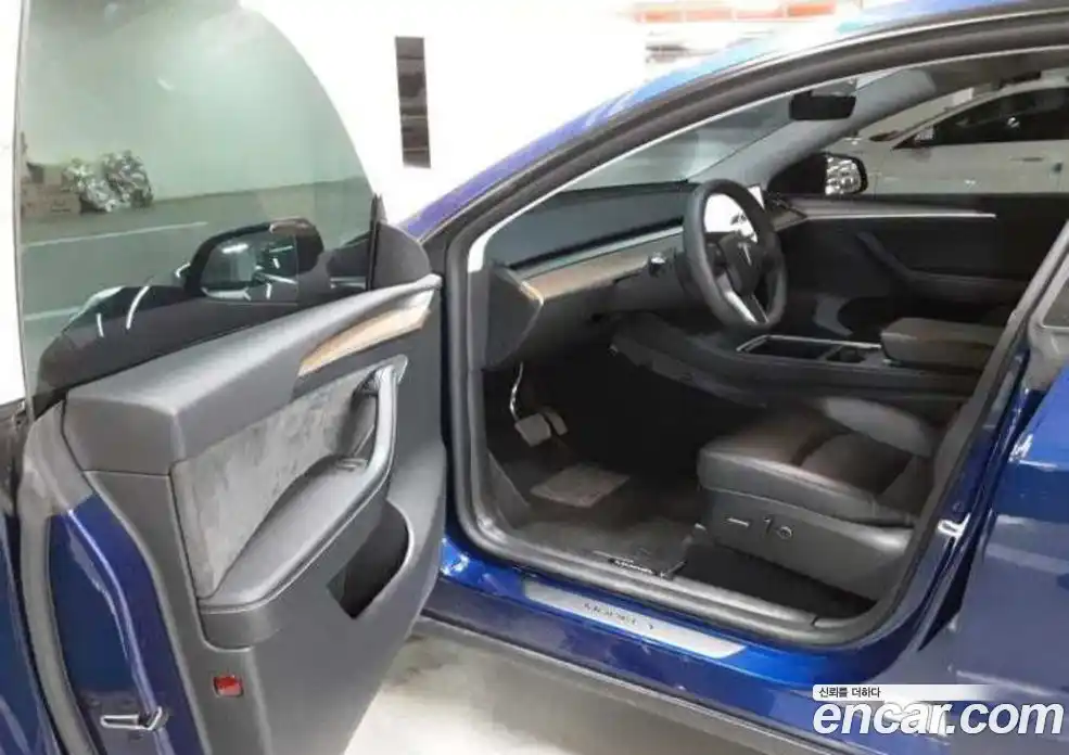 Tesla Model Y 2024 0.2 гидро, фото 4