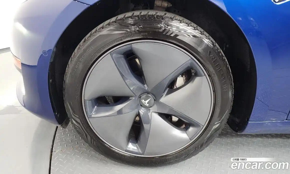Tesla Model 3 2020 0.1 гидро, фото 5