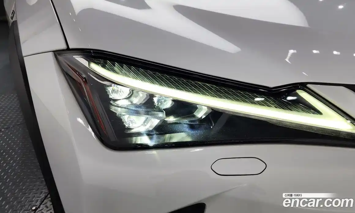 Lexus UX 2020 2.0 гидро, фото 8