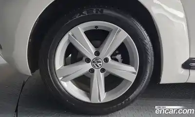 Volkswagen Beatle 2013 2.0 автомат (гидро), миниатюра 5
