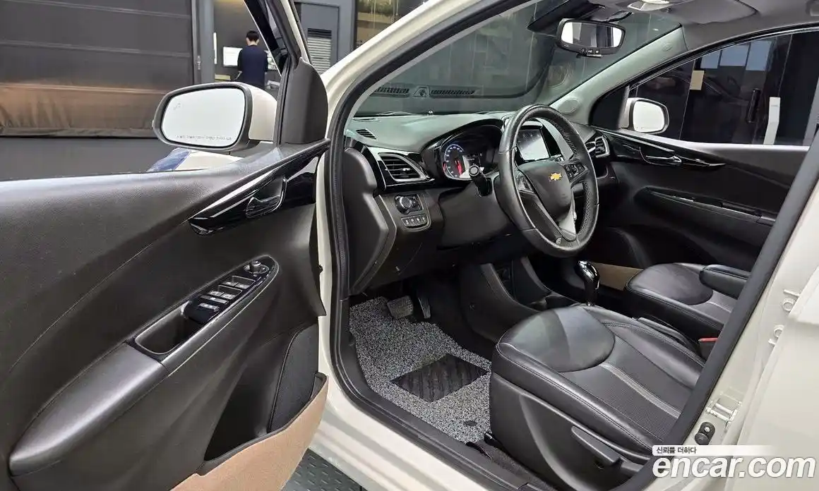 Chevrolet Spark 2018 1.0 автомат (гидро), фото 13