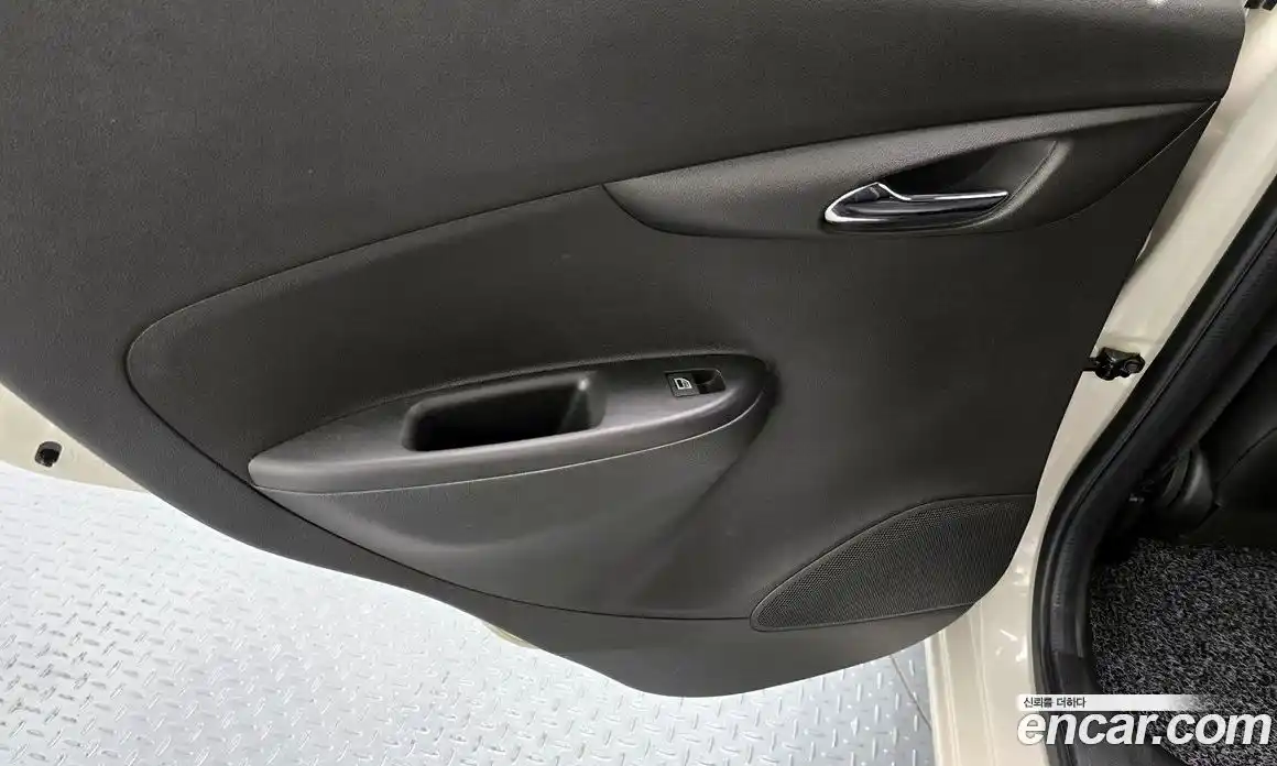 Chevrolet Spark 2018 1.0 автомат (гидро), фото 15