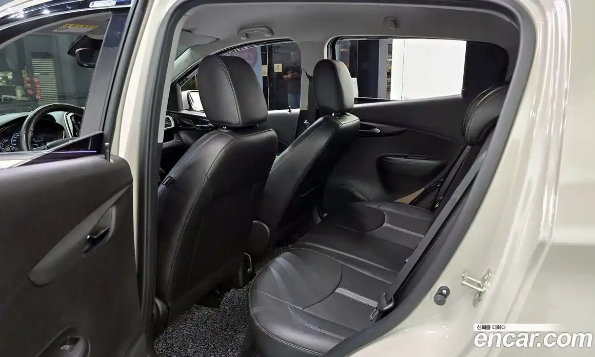 Chevrolet Spark 2018 1.0 автомат (гидро), фото 16