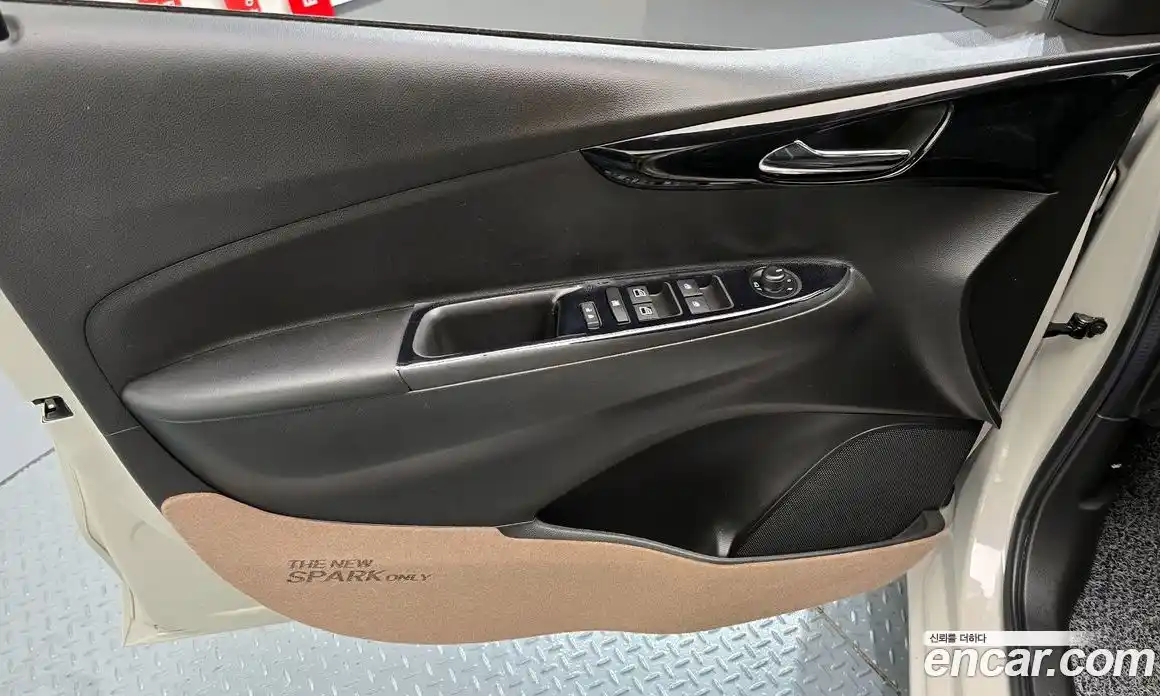 Chevrolet Spark 2018 1.0 автомат (гидро), фото 24