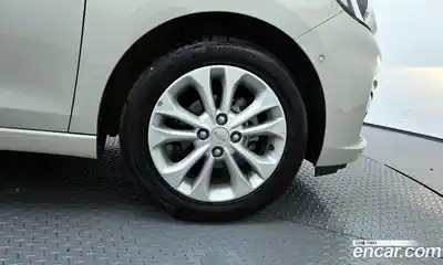 Chevrolet Spark 2018 1.0 автомат (гидро), миниатюра 7