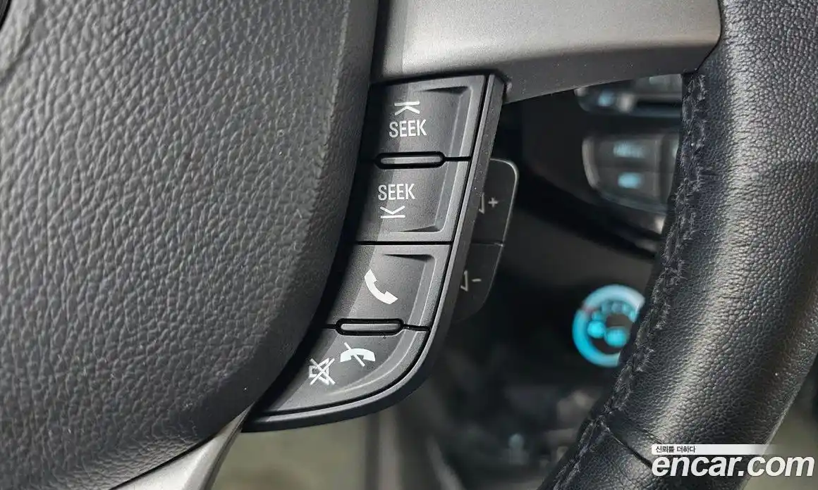 Chevrolet Spark 2013 1.0 автомат (гидро), фото 25