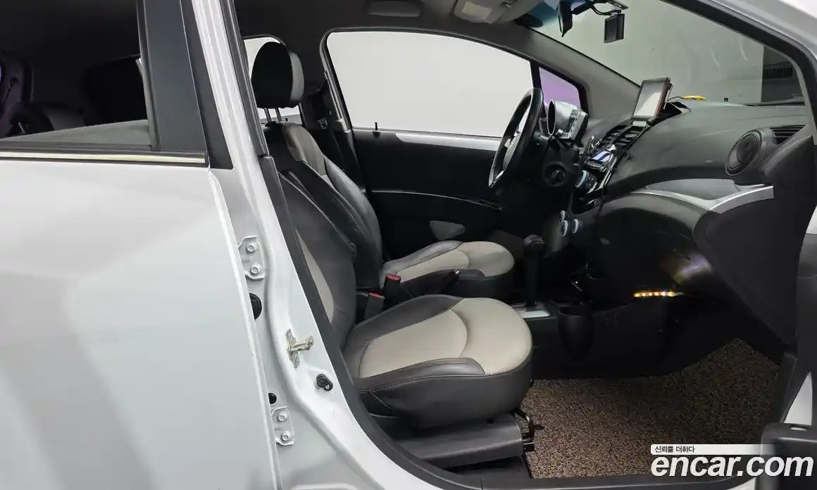 Chevrolet Spark 2012 1.0 гидро, фото 11