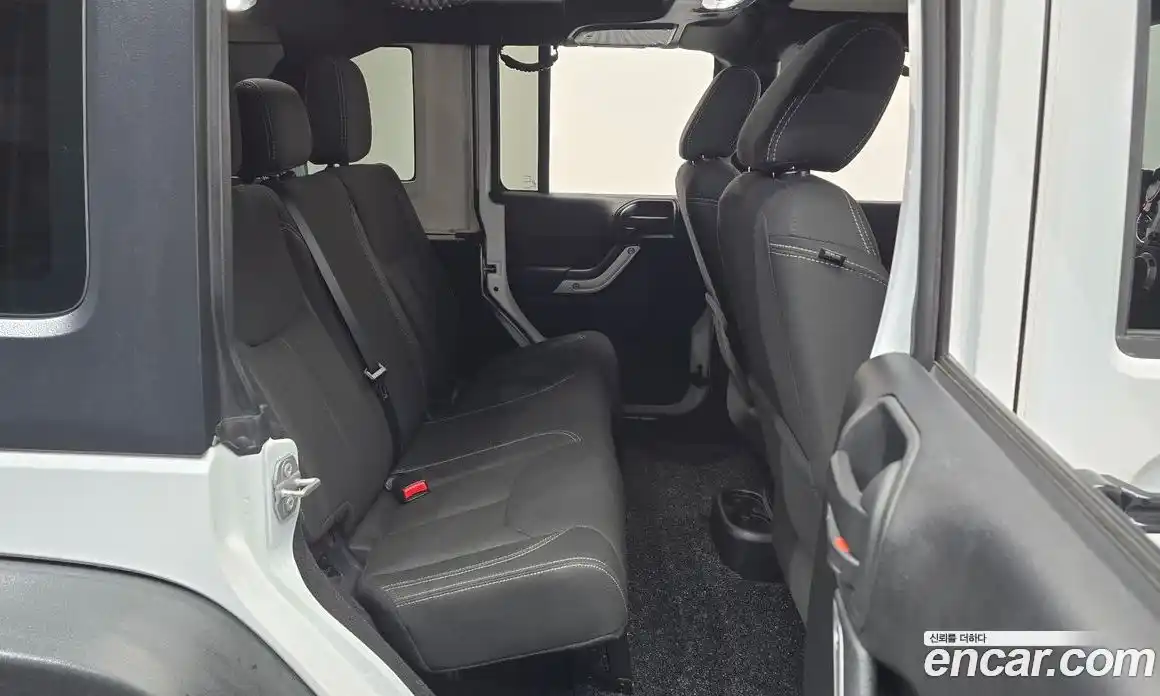Jeep Wrangler 2016 3.6 автомат (гидро), фото 12