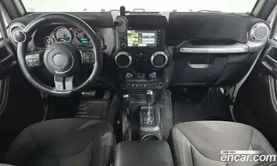 Jeep Wrangler 2016 3.6 автомат (гидро), миниатюра 7