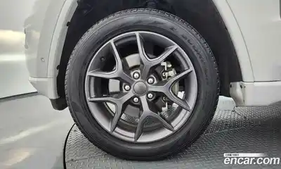 Jeep Cherokee 2021 3.6 автомат (гидро), миниатюра 5