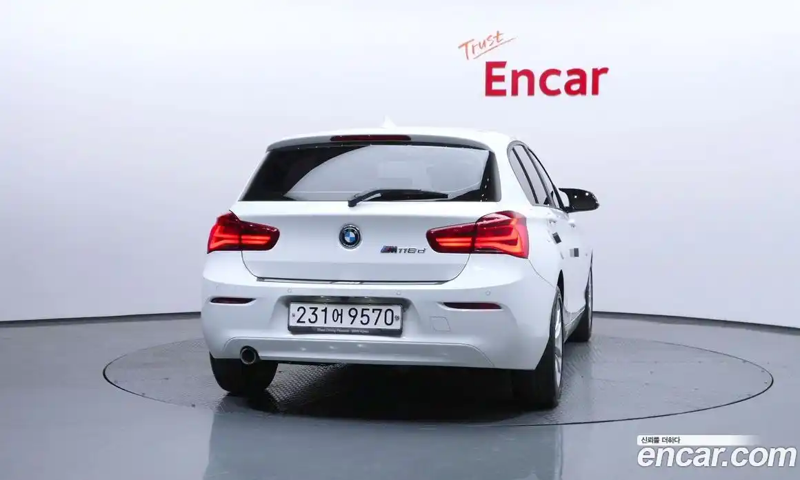 BMW 1 серия 2017 2.0 автомат (гидро), фото 4