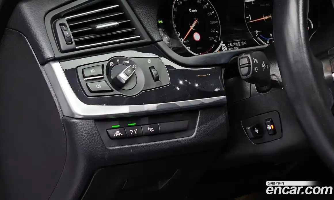BMW 5 серия 2016 2.0 автомат (гидро), фото 14