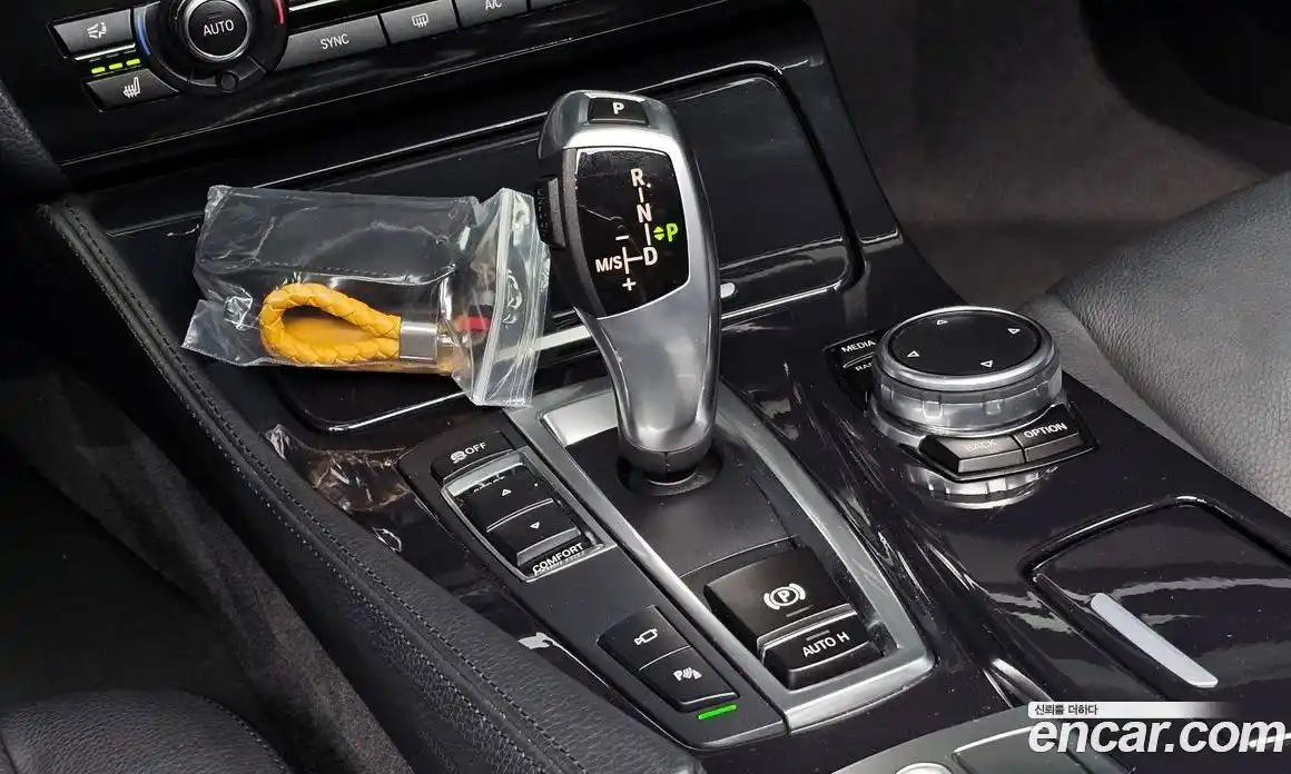 BMW 5 серия 2016 2.0 автомат (гидро), фото 9