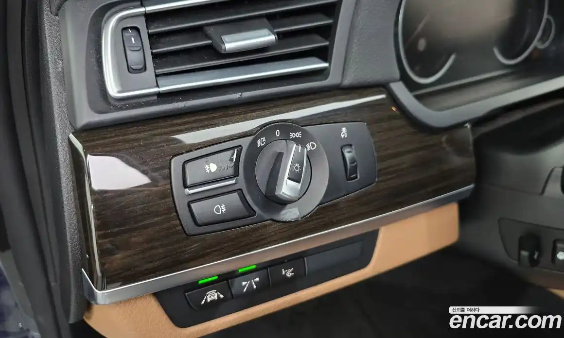BMW 7 серия 2013 3.0 автомат (гидро), фото 19