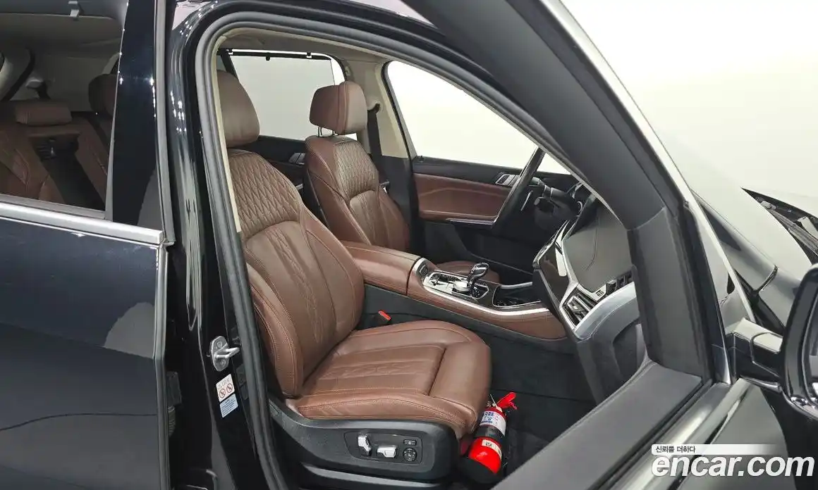 BMW X5 2022 3.0 автомат (гидро), фото 16