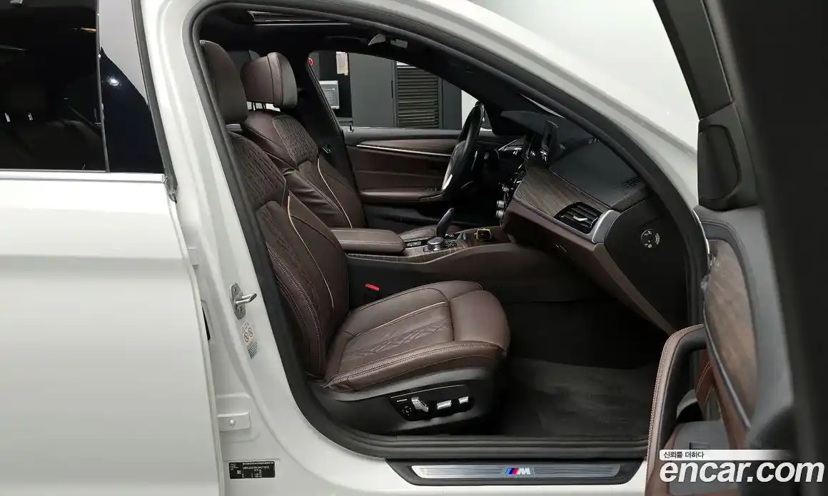BMW 5 серия 2017 2.0 автомат (гидро), фото 16