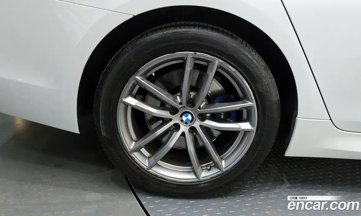 BMW 5 серия 2017 2.0 автомат (гидро), фото 33