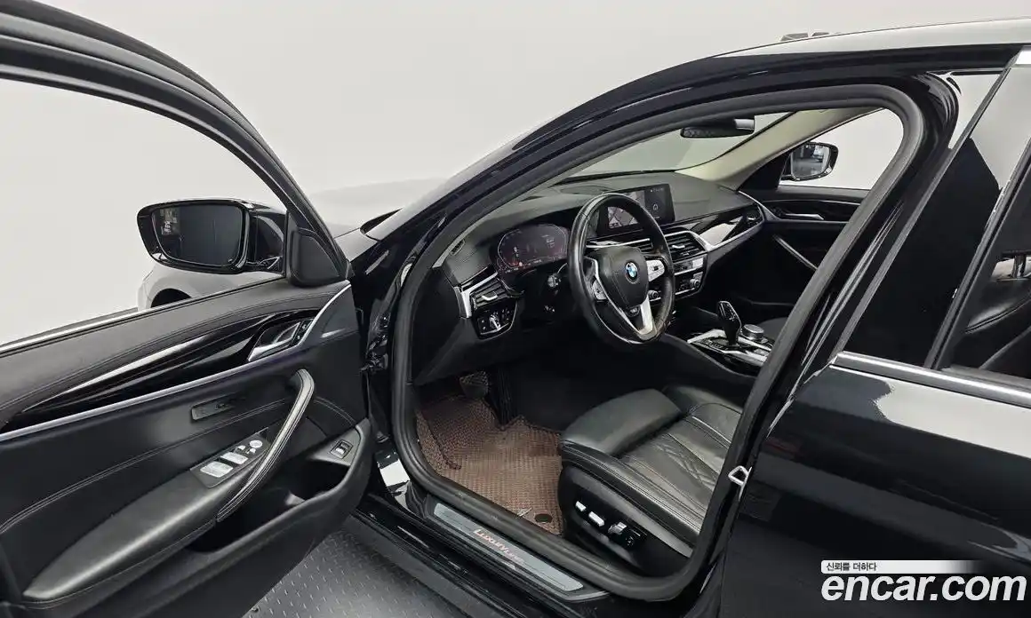 BMW 5 серия 2019 2.0 автомат (гидро), фото 13